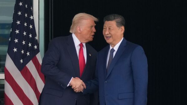 O presidente dos EUA, Donald Trump, e o presidente da China, Xi Jinping - Sputnik Brasil