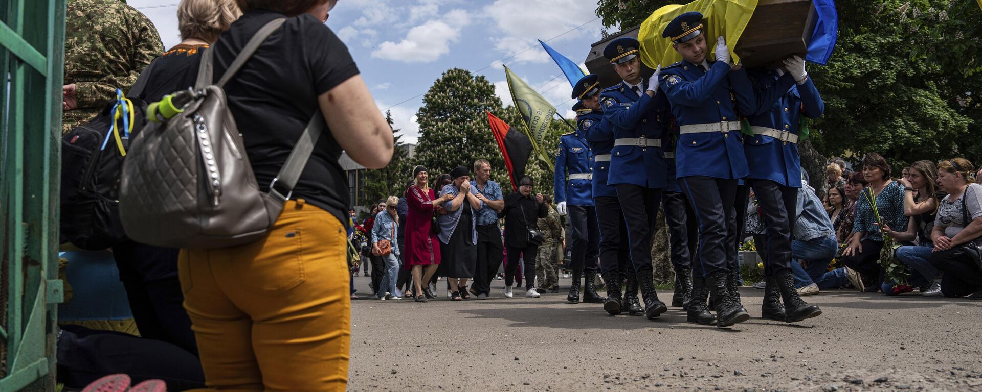 Funerário dos combatentes ucranianos eliminados pelas forças russas no front. - Sputnik Brasil, 1920, 14.11.2025