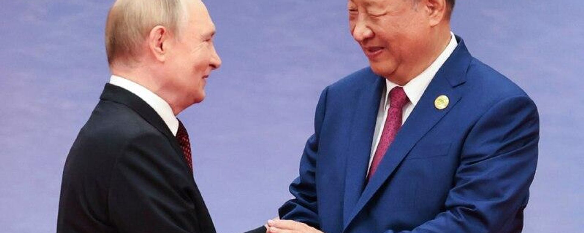Trump chama Putin e Xi de 'líderes inteligentes e muito fortes' - Sputnik Brasil, 1920, 19.05.2026
