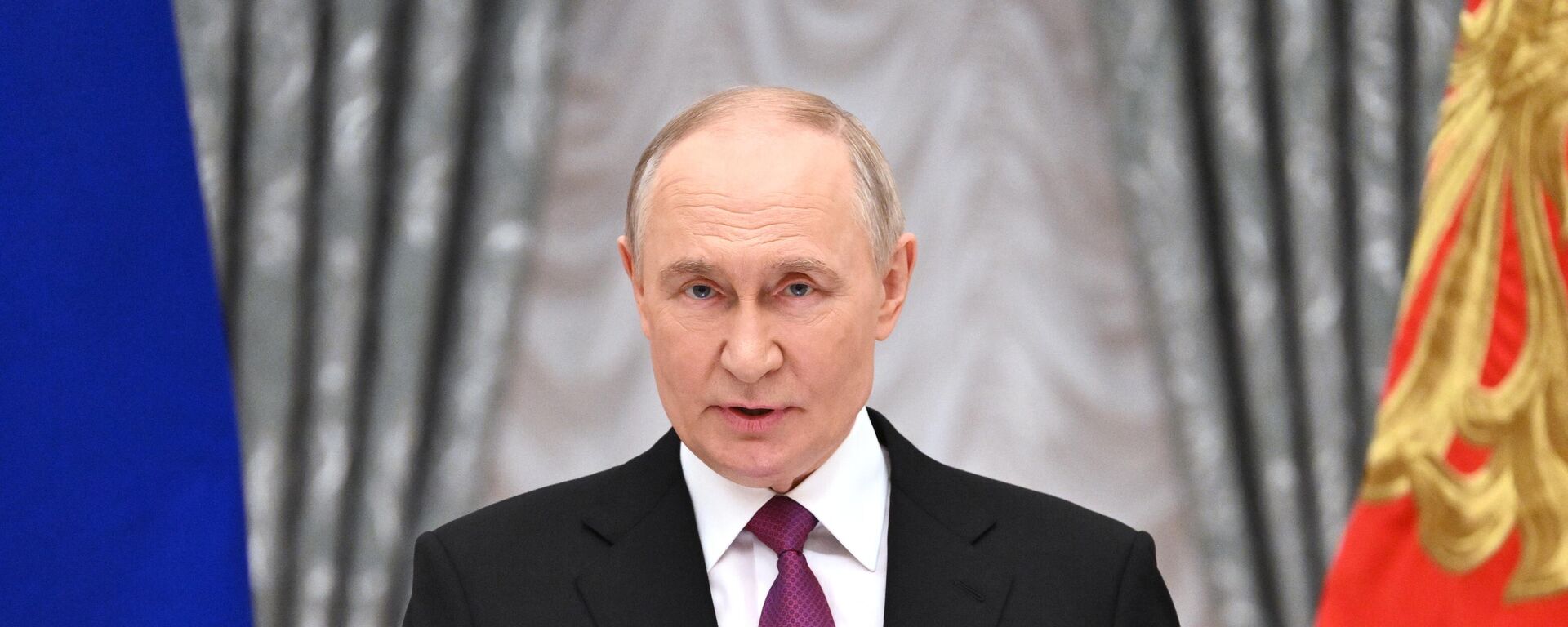 Rússia sabe 'unir forças' diante das ameaças, afirma Putin - Sputnik Brasil, 1920, 04.11.2025