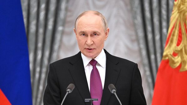 Rússia sabe 'unir forças' diante das ameaças, afirma Putin - Sputnik Brasil