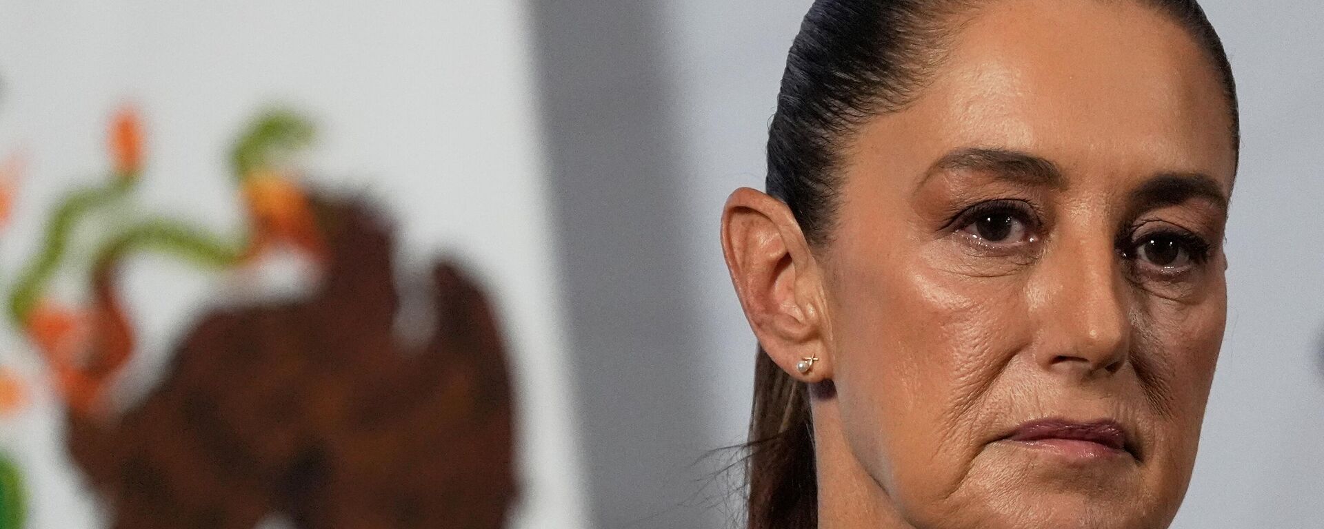 A presidente do México, Claudia Sheinbaum, durante entrevista coletiva em novembro de 2025 - Sputnik Brasil, 1920, 04.11.2025