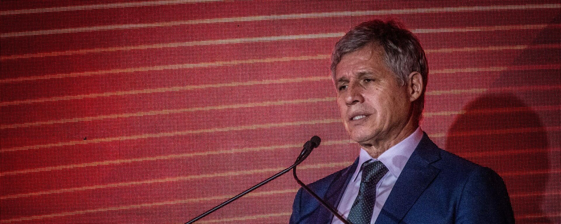 Ministro do Desenvolvimento Agrário e Agricultura Familiar, Paulo Teixeira, discursa durante Fórum Brasil-África: Alianças Globais para Agricultura Sustentável e Segurança Alimentar, em São Paulo, 4 de novembro de 2025 - Sputnik Brasil, 1920, 04.11.2025