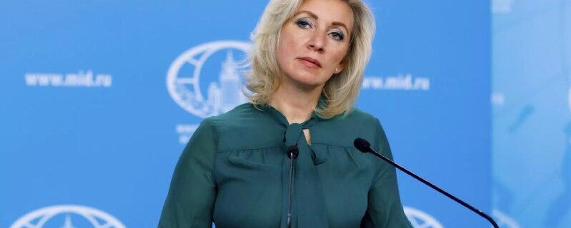Pontos da entrevista da representante oficial do Ministério das Relações Exteriores da Rússia, Maria Zakharova, à mídia sérvia Politika: - Sputnik Brasil, 1920, 04.12.2025