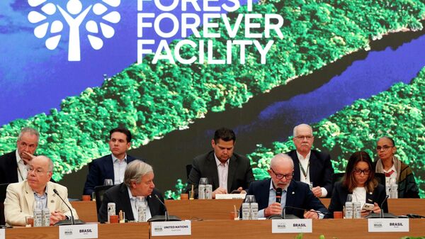 Presidente da República, Luiz Inácio Lula da Silva, fala durante lançamento da TFFF (Fundo de Florestas Tropicais para Sempre), durante a COP30, em Belém, 6 de novembro de 2025 - Sputnik Brasil