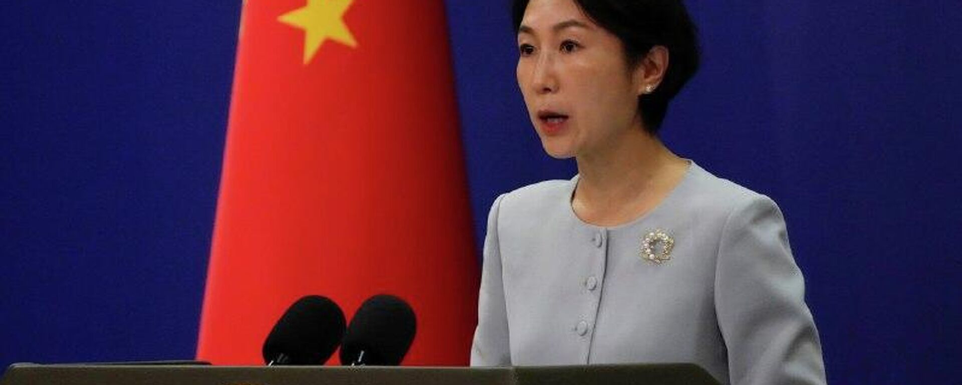 EUA devem cortar arsenal nuclear e criar condições para paz, declara China - Sputnik Brasil, 1920, 12.01.2026