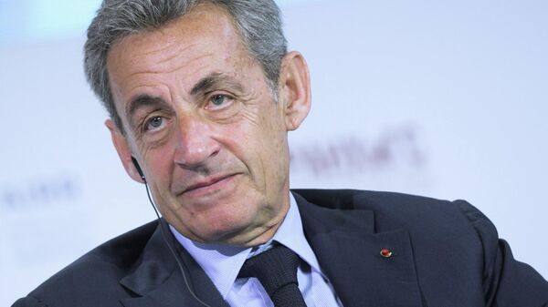 Ex-presidente francês Nicolas Sarkozy é liberado após 3 semanas de prisão - Sputnik Brasil
