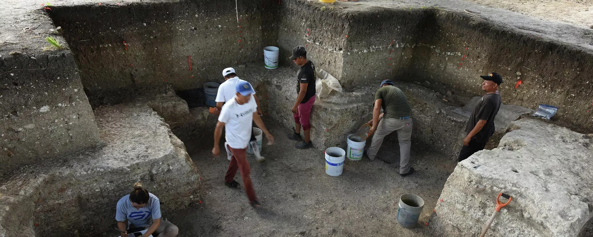 Escavações da cidade perdida Aguada Fênix, no México Escavações da cidade perdida Aguada Fênix, no México - Sputnik Brasil, 1920, 12.11.2025
