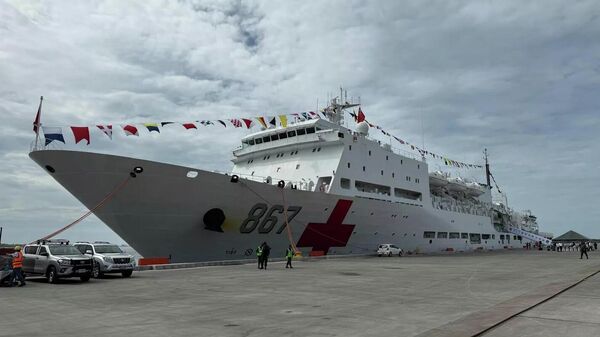 O navio-hospital 'Arca da Rota da Seda' do Exército Popular de Libertação da China - Sputnik Brasil