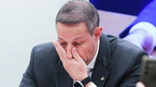 O secretário de Segurança de São Paulo, Guilherme Derrite, durante debate da PEC da Segurança Pública na Câmara, em outubro de 2025 - Sputnik Brasil