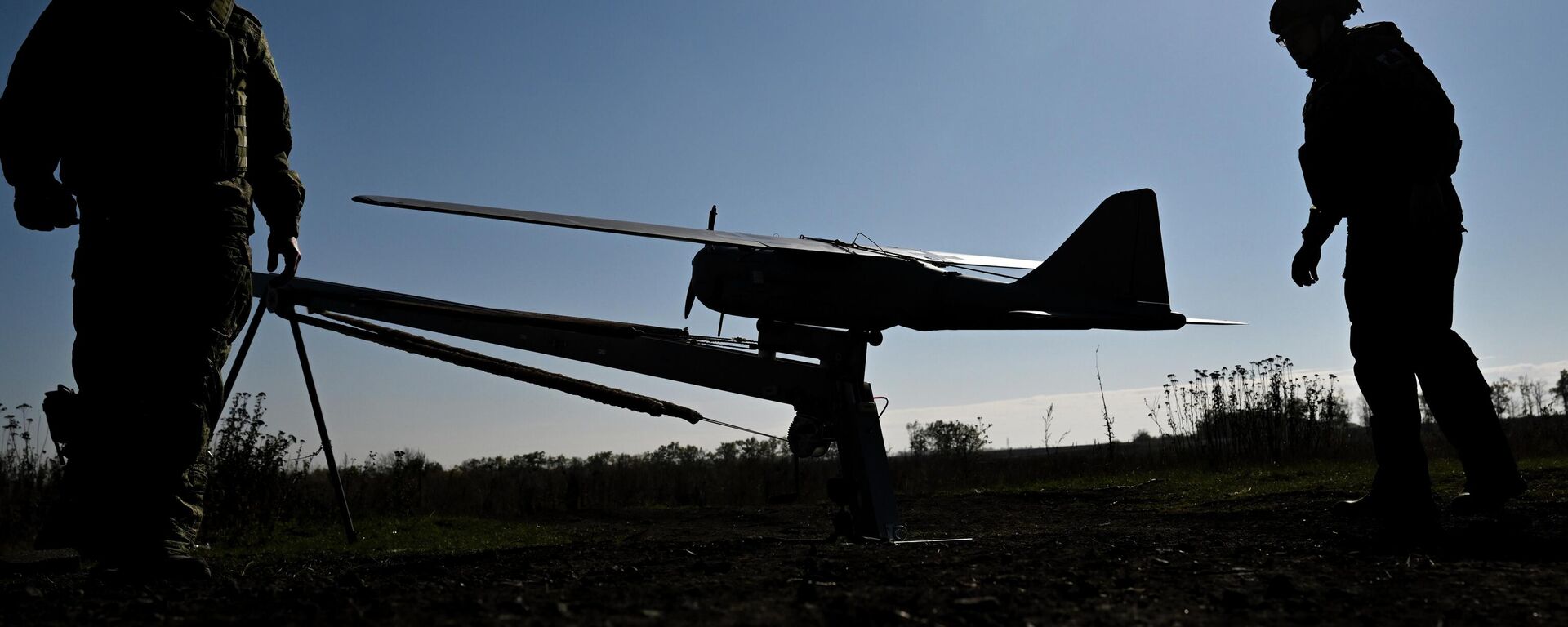 Operadores de drones russos. - Sputnik Brasil, 1920, 13.11.2025