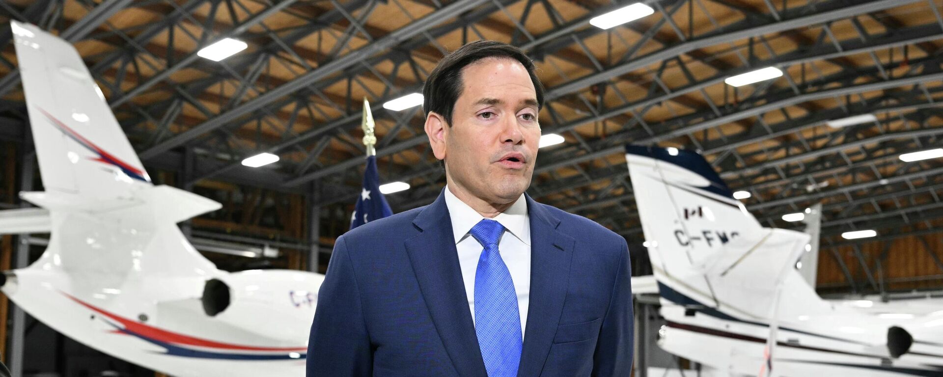 O secretário de Estado dos Estados Unidos, Marco Rubio, durante conversa com a imprensa, em novembro de 2025 - Sputnik Brasil, 1920, 14.11.2025