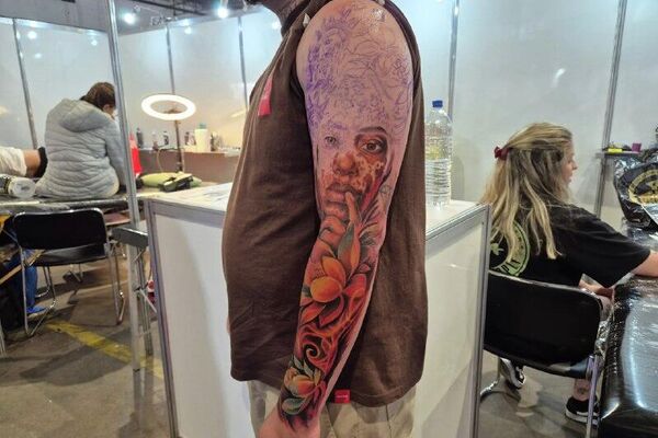 Veja imagens do Tattoo Week 2025 em São Paulo, maior evento de tatuagem do mundo Veja imagens do Tattoo Week 2025 em São Paulo, maior evento de tatuagem do mundo - Sputnik Brasil
