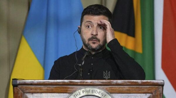 EUA estariam cogitando remover Zelensky do poder em meio ao escândalo de corrupção na Ucrânia, diz mídia - Sputnik Brasil