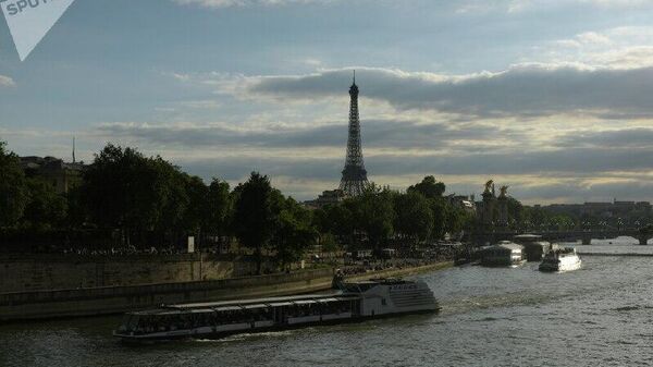 Ucrânia deve combater corrupção sem concessões se quiser apoio da UE, alerta França - Sputnik Brasil