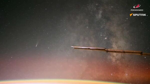 Via Láctea a partir de órbita: cosmonauta russo capta imagens fascinantes da Estação Espacial Internacional - Sputnik Brasil