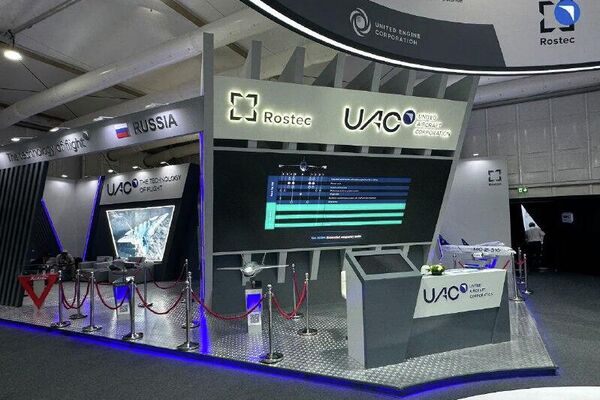 Aviação russa ganha espaço no Oriente Médio com início do Dubai Airshow - Sputnik Brasil