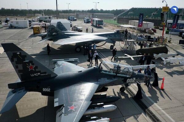 Aviação russa ganha espaço no Oriente Médio com início do Dubai Airshow - Sputnik Brasil