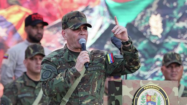 O ministro da Defesa da Venezuela, Vladimir Padrino Lopez, durante evento presidencial em Caracas, na Venezuela, em setembro de 2025 - Sputnik Brasil