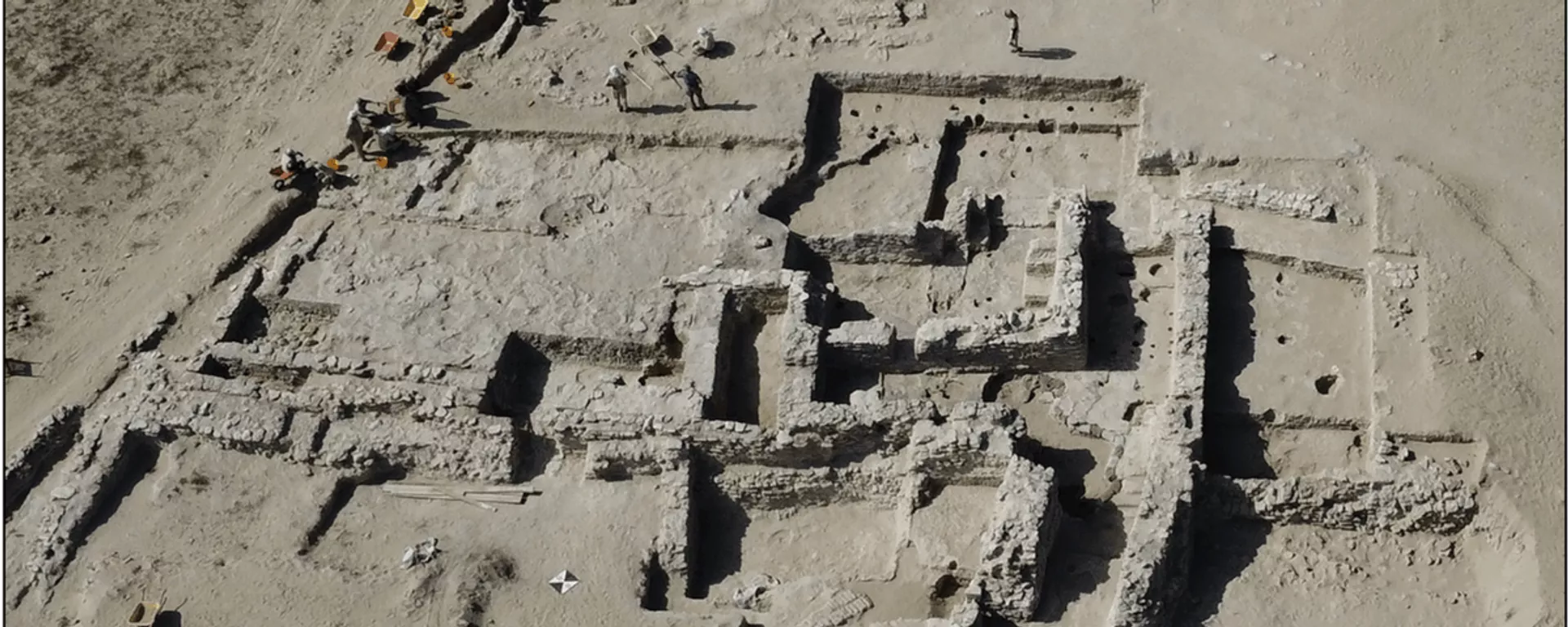 Ruínas de Tell Abraq - Sputnik Brasil, 1920, 24.11.2025