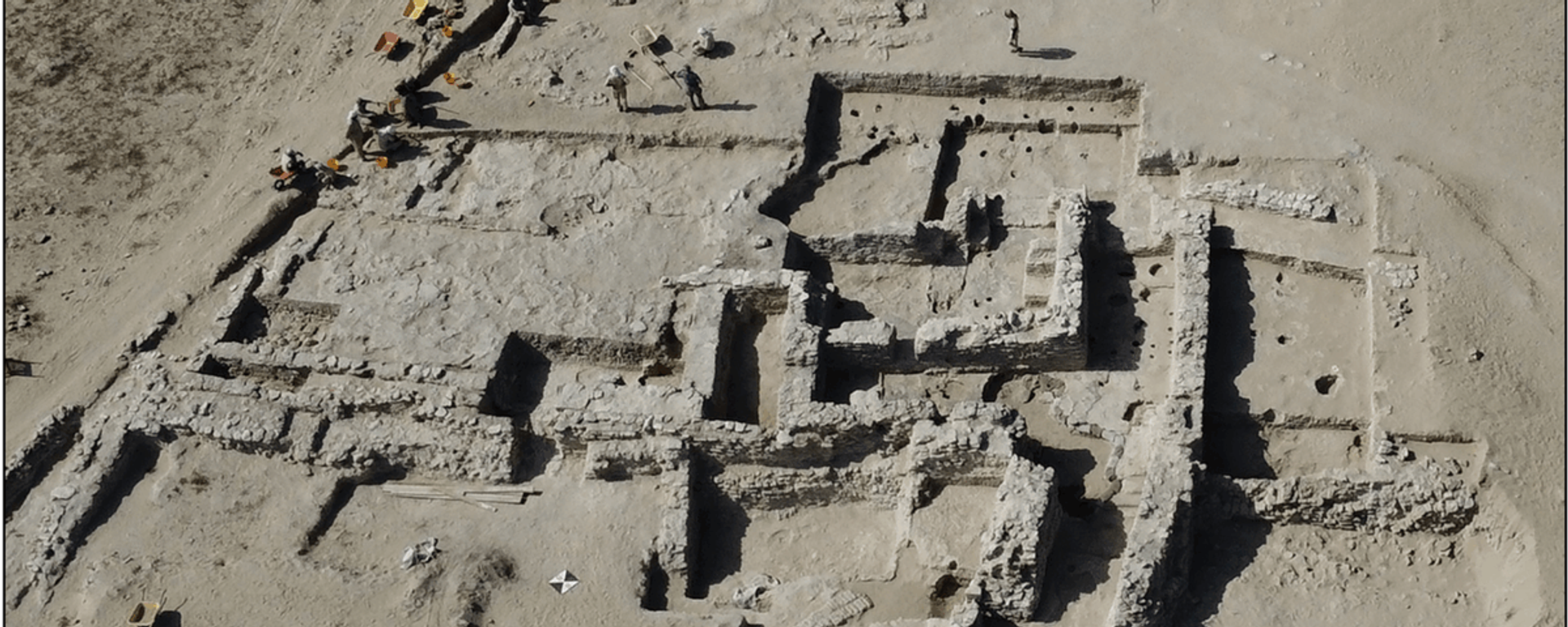 Ruínas de Tell Abraq - Sputnik Brasil, 1920, 24.11.2025