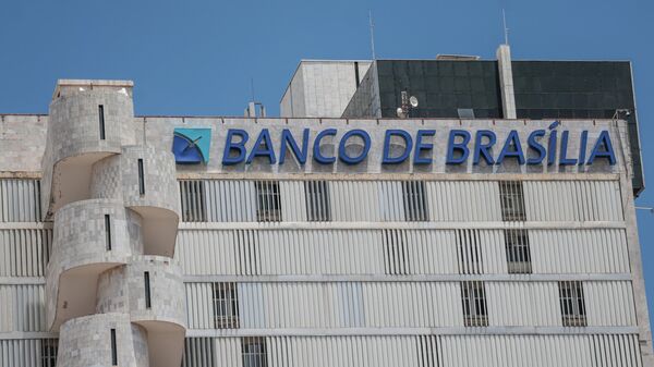 Fachada do prédio do Banco de Brasília (BRB) - Sputnik Brasil
