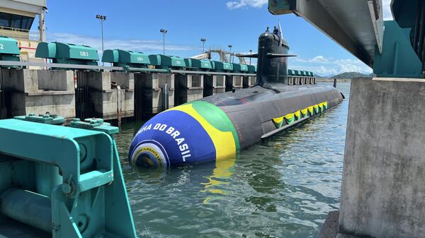 Submarino Almirante Karam (S43), é lançado ao mar pela Marinha do Brasil, em 26 de novembro de 2025 - Sputnik Brasil