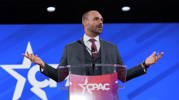 O deputado federal Eduardo Bolsonaro (PL-SP) durante evento político conservador nos Estados Unidos, em fevereiro de 2025 - Sputnik Brasil