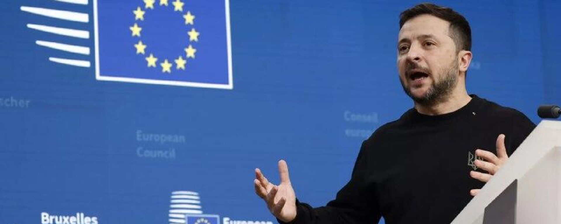 Ex-assessor do Pentágono aponta risco de golpe militar na Ucrânia contra Zelensky - Sputnik Brasil, 1920, 27.01.2026