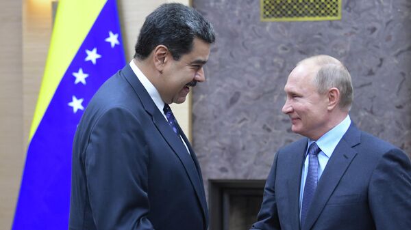 Encontro entre os presidentes Nicolás Maduro (à esq.) e Vladimir Putin (à dir.), em 2018 - Sputnik Brasil