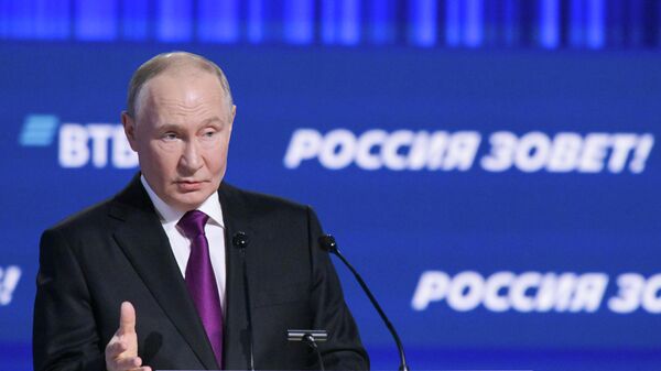 Medidas anticompetitivas da parte do Ocidente provocam turbulência no mundo, nota Putin - Sputnik Brasil