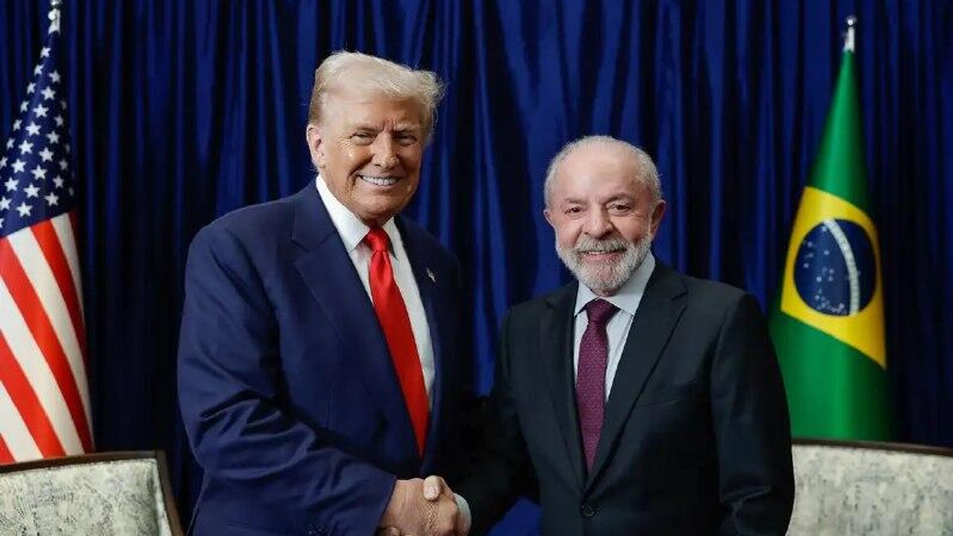 ‼ Em conversa de 40 minutos, Lula e Trump discutem tarifas e cooperação contra crime organizado - Sputnik Brasil, 1920, 02.12.2025