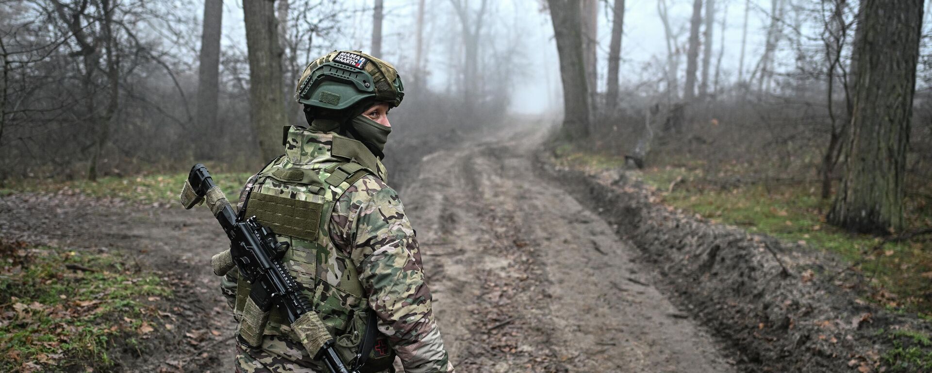 Soldado russo no front. - Sputnik Brasil, 1920, 03.12.2025