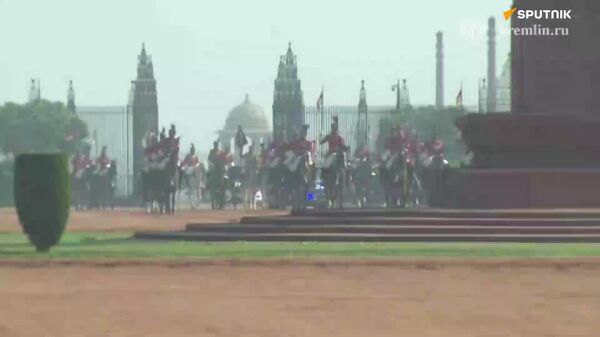 Kremlin publica imagens da cerimônia oficial de boas-vindas ao presidente Putin na Índia - Sputnik Brasil