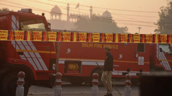 Caminhões de bombeiros na Índia, em novembro de 2025 - Sputnik Brasil