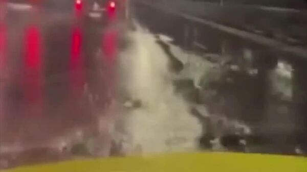 Chuvas fortes chegam à Turquia, provocando acidentes e inundações - Sputnik Brasil