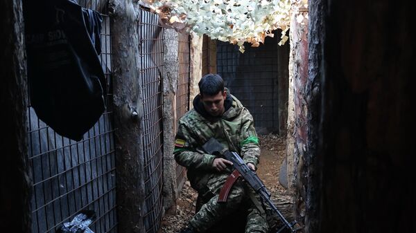 Mercenário colombiano que luta pela Ucrânia é fotografado na região de Zaporozhie, em novembro de 2025 - Sputnik Brasil