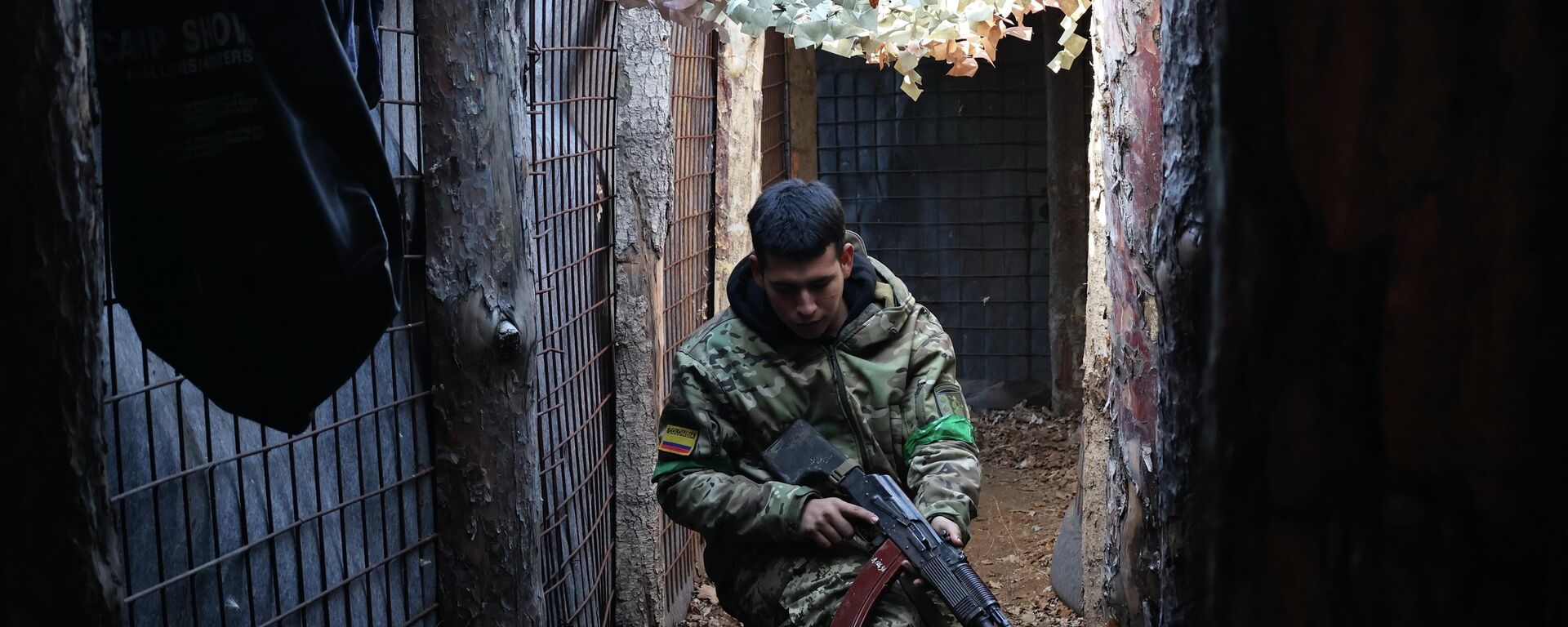 Mercenário colombiano que luta pela Ucrânia é fotografado na região de Zaporozhie, em novembro de 2025 - Sputnik Brasil, 1920, 09.12.2025