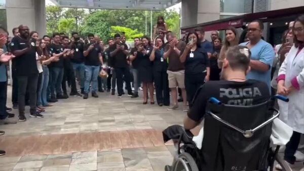 Delegado baleado em megaoperação no Rio recebe alta após 47 dias internado - Sputnik Brasil