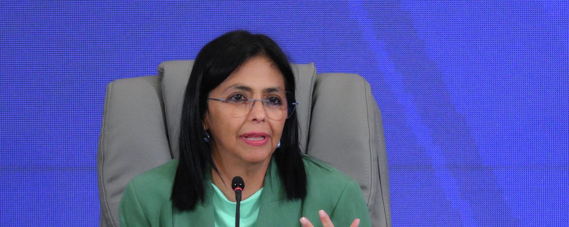 A vice-presidente da Venezuela, Delcy Rodríguez, em uma reunião ampliada da Comissão Intergovernamental de Alto Nível Rússia-Venezuela, em Caracas - Sputnik Brasil, 1920, 13.12.2025