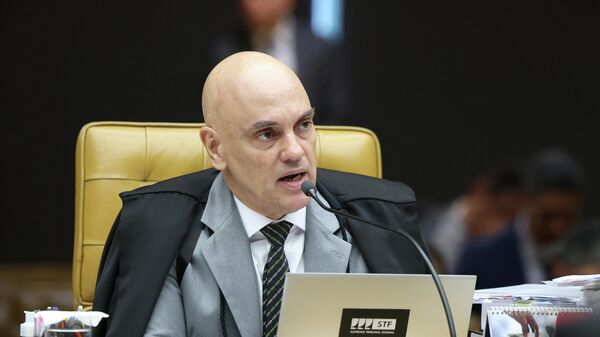 O ministro do Supremo Tribunal Federal (STF) Alexandre de Moraes durante sessão plenária, em dezembro de 2025 - Sputnik Brasil