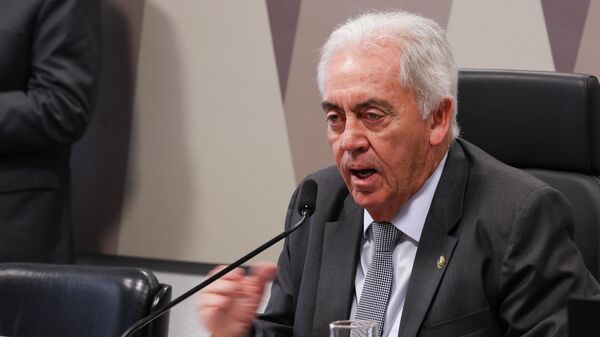 O parlamentar Otto Alencar (PSD-BA), presidente da Comissão de Constituição, Justiça e Cidadania (CCJ) do Senado, durante reunião - Sputnik Brasil
