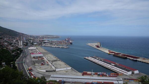 O porto de La Guaira, localizado na costa da Venezuela, 17 de dezembro de 2025 - Sputnik Brasil