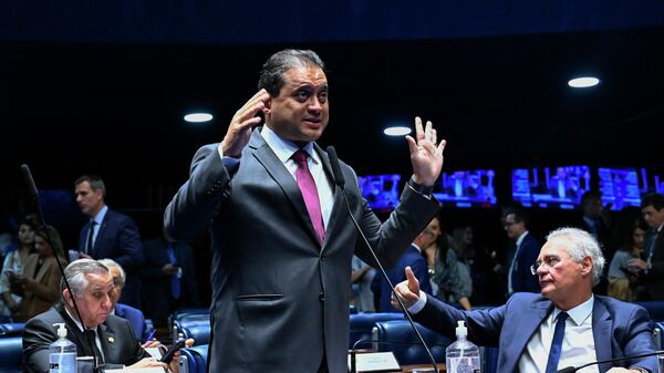 O senador Weverton Rocha (PDT-MA) durante sessão deliberativa ordinária, em dezembro de 2025 - Sputnik Brasil
