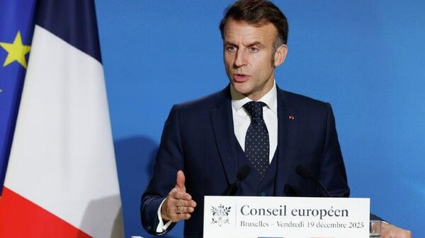 Empréstimo da UE para a Ucrânia servirá para sustentar o conflito, confirma Macron - Sputnik Brasil