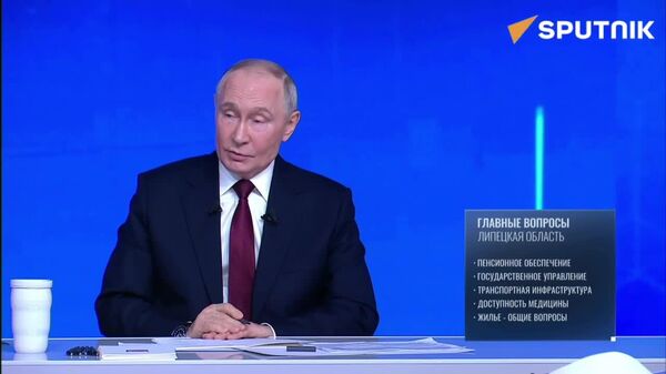 🪖 Forças Armadas russas superam o inimigo em número de drones em todos os setores da frente de combate, revela Putin - Sputnik Brasil