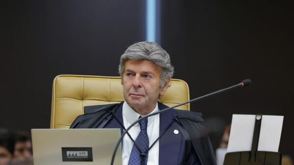 O ministro do Supremo Tribunal Federal (STF) Luiz Fux durante sessão de encerramento do ano judiciário de 2025 - Sputnik Brasil