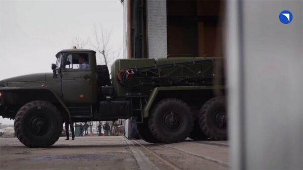 Caça russo Su-57 realiza 1º voo com motor de quinta geração - Sputnik Brasil