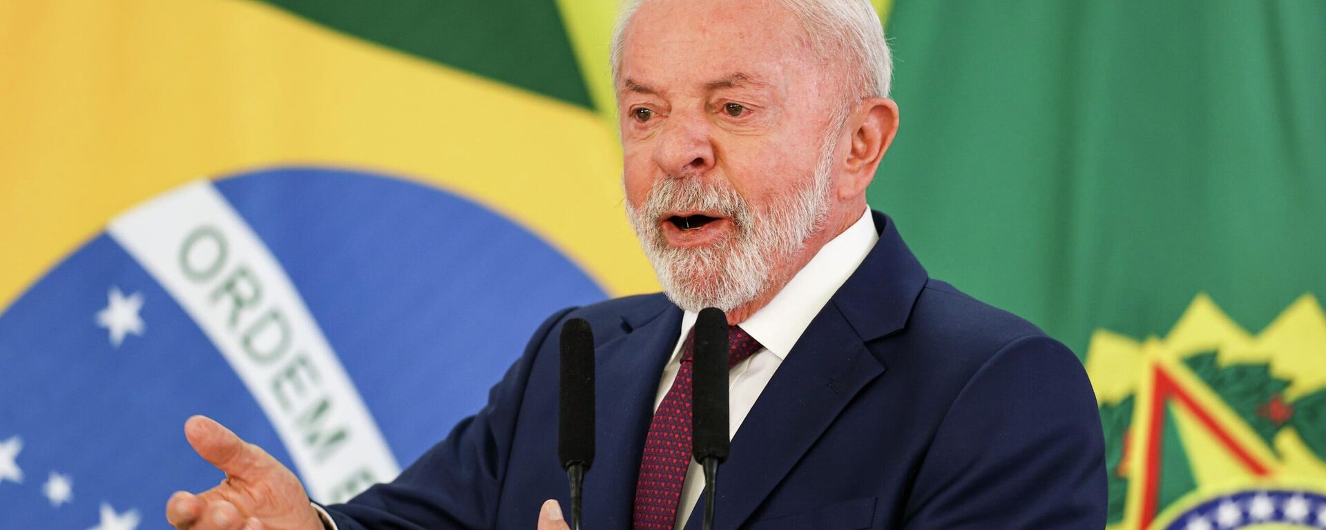 Governo Lula exclui condenados dos atos de 8 de Janeiro de indulto de Natal - Sputnik Brasil, 1920, 23.12.2025