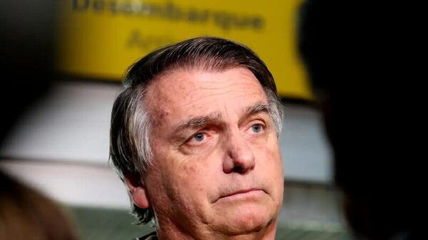 🩺 Bolsonaro deixa prisão pela 1ª vez para fazer cirurgia em Brasília - Sputnik Brasil